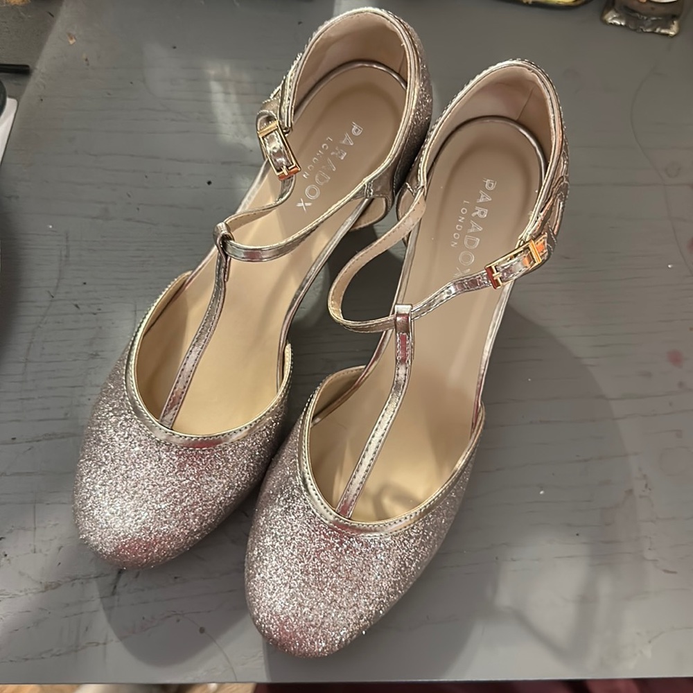 Silver Glitter Buckle Shoes, 2 in heel